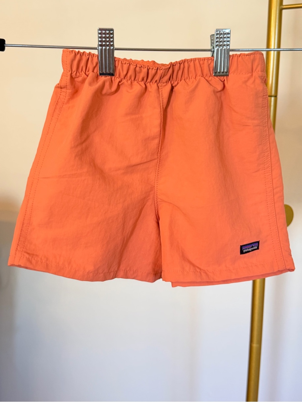 Patagonia Baggies 4” Un-Lined Coral Orange Peel Kids Elastic Waist Shorts